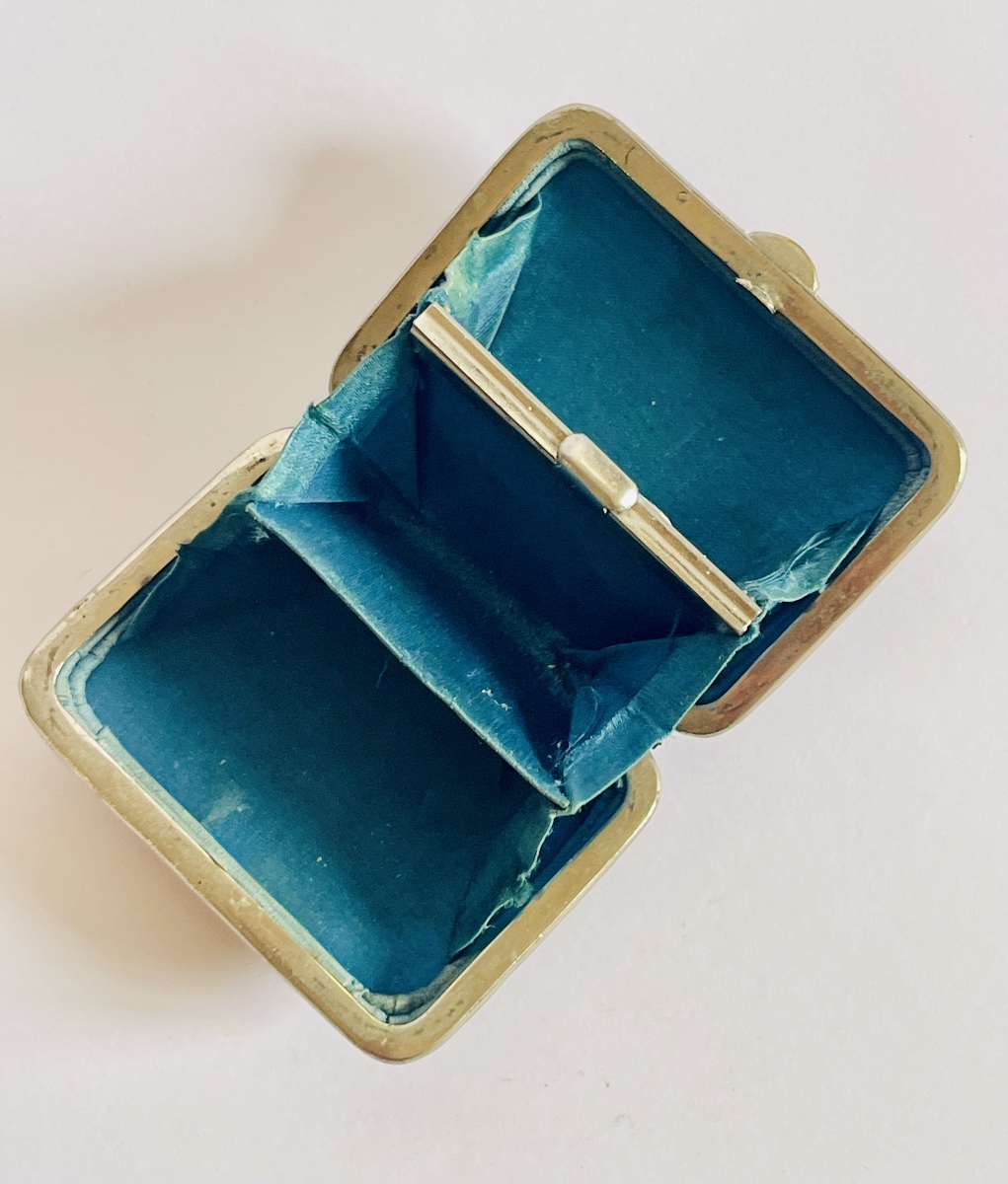 Tortoiseshell And Silver Coin Purse -photo-4